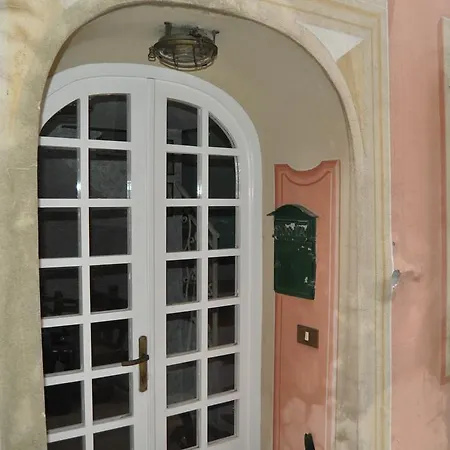 Five Lands Pink Casa vacanze *