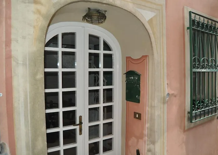 Five Lands Pink Nyaraló *