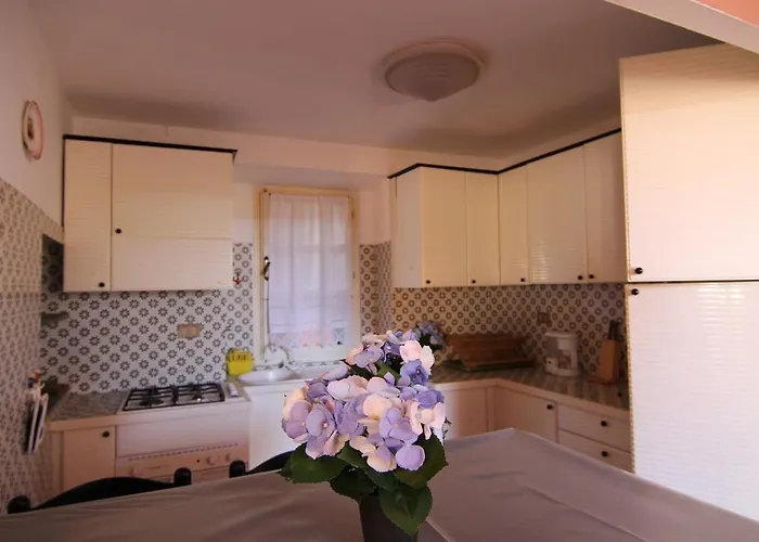 Five Lands Pink Nyaraló