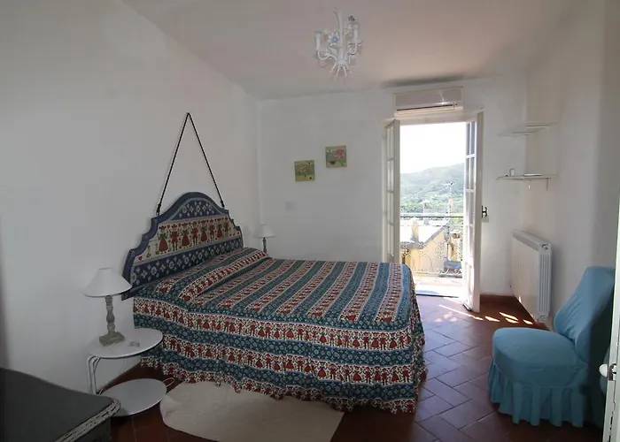 Five Lands Pink * Levanto